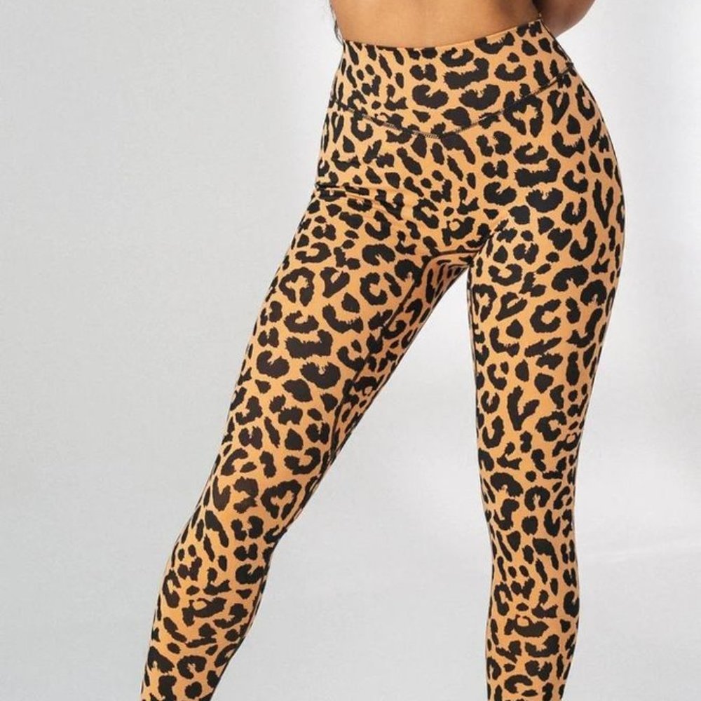 Balance Athletica Ascend Pant in King Cheetah - Size Small
